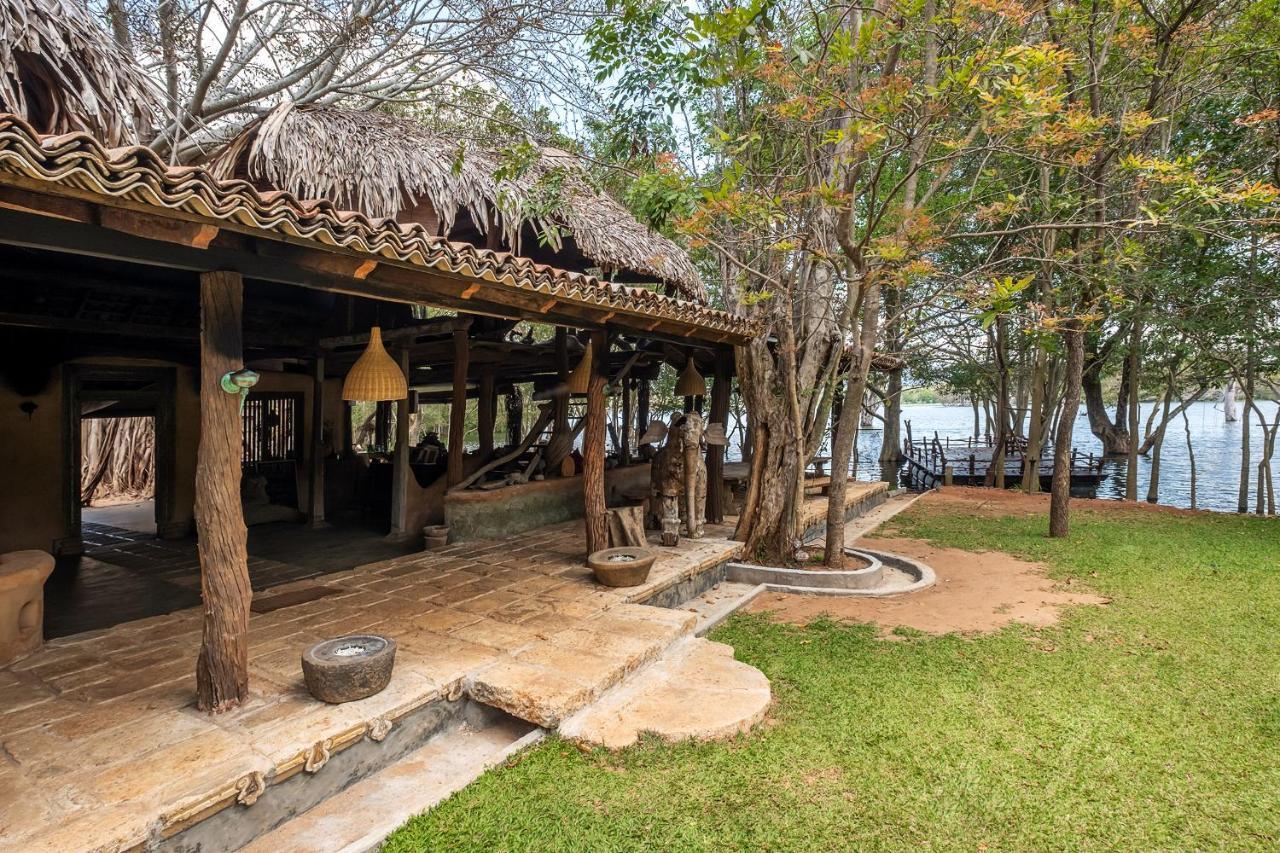 Banyan Camp Vila Hambegamuwa Exterior foto