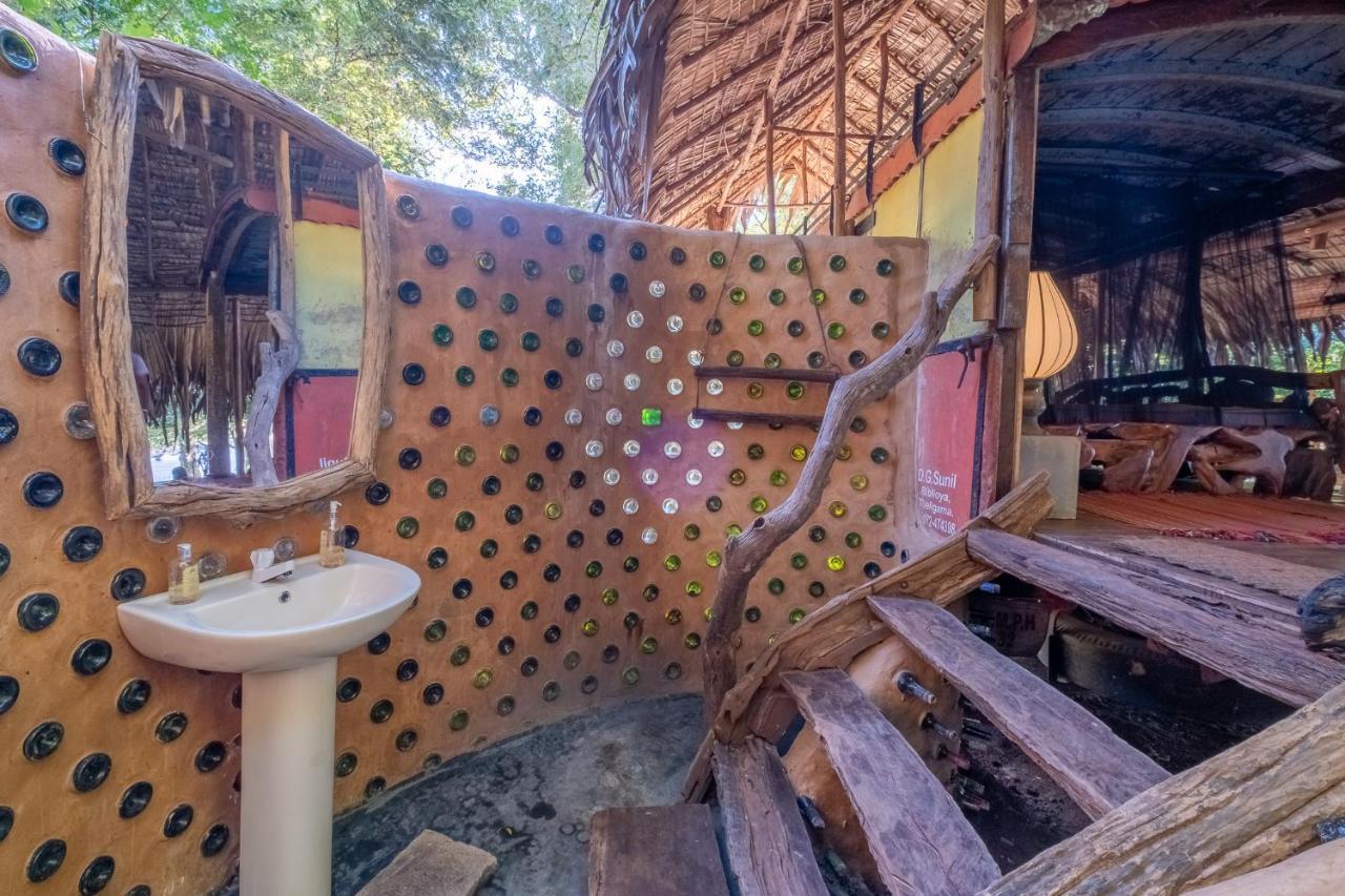 Banyan Camp Vila Hambegamuwa Exterior foto