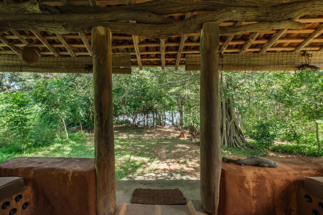 Banyan Camp Vila Hambegamuwa Exterior foto