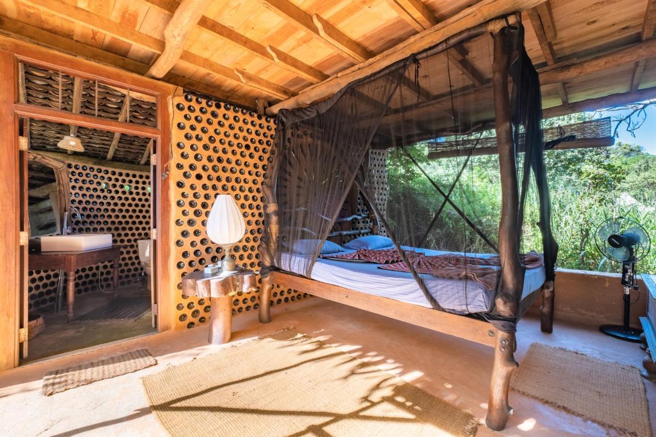 Banyan Camp Vila Hambegamuwa Exterior foto