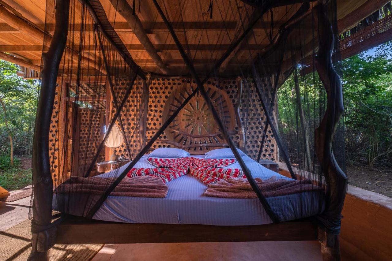 Banyan Camp Vila Hambegamuwa Exterior foto