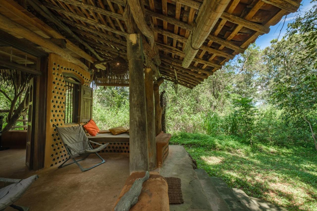 Banyan Camp Vila Hambegamuwa Exterior foto
