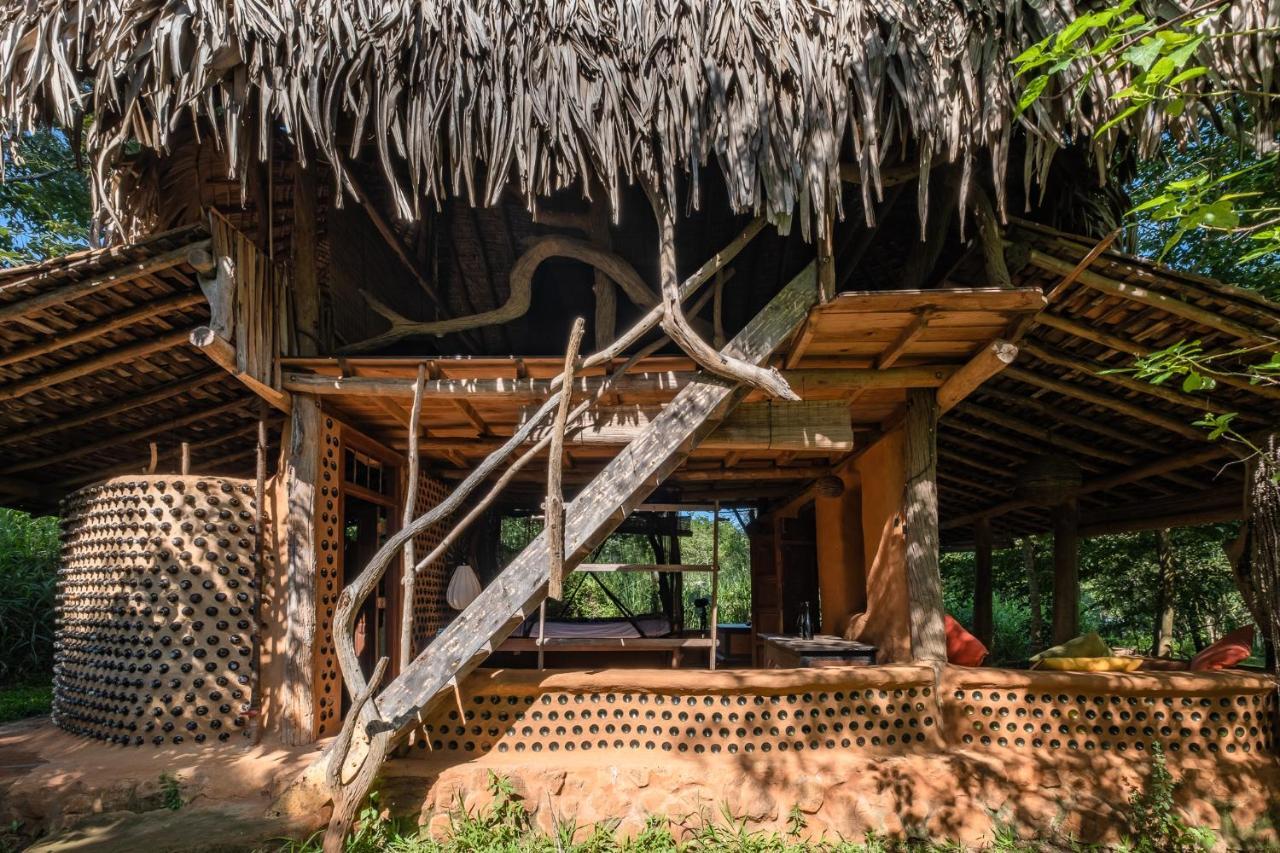 Banyan Camp Vila Hambegamuwa Exterior foto